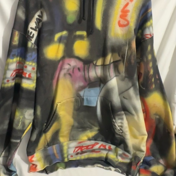 Selling my pink lady supreme pullover hoodie - Picture 2 of 7